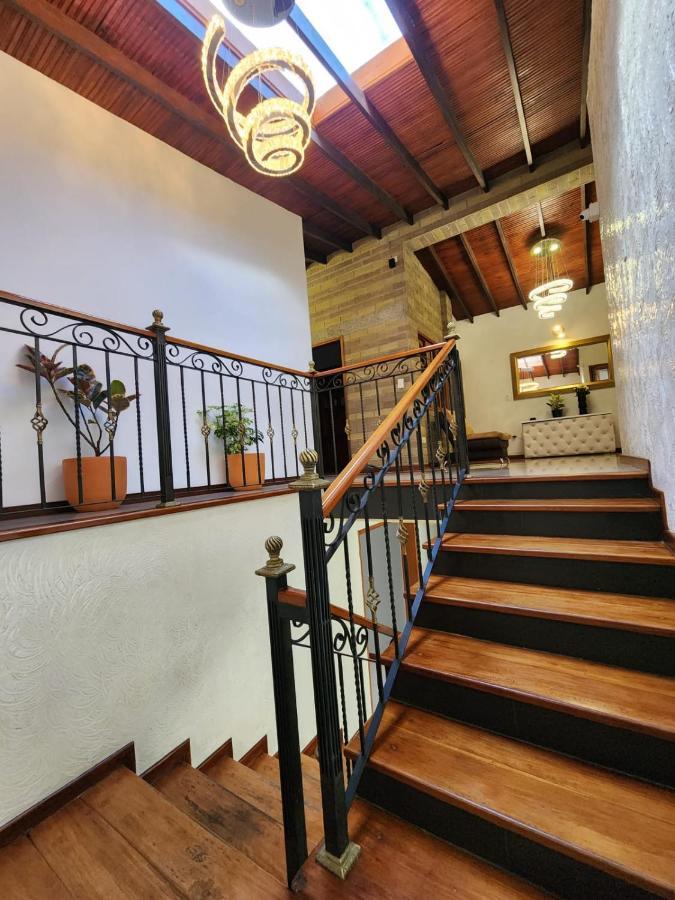 Hotel Boutique Deluxe Home 메딜린 외부 사진